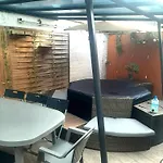 Escadon Tatil Evi *