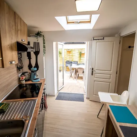 Le Spacieux Appartement Jacuzzi & Terrasse Parking Honfleur 10Min Plage Feriehus