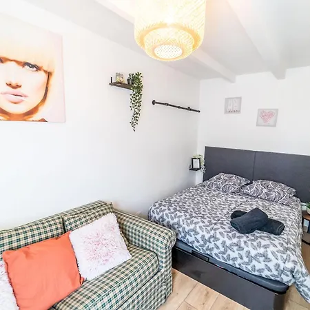 Feriehus Le Spacieux Appartement Jacuzzi & Terrasse Parking Honfleur 10Min Plage
